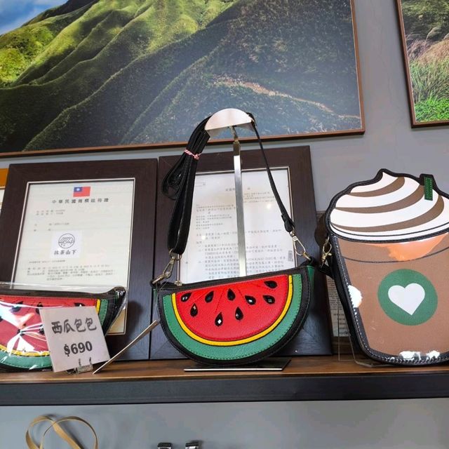 捨不得食☺️礁溪超可愛〔抹茶山下〕超逼真🧸造型蛋糕店