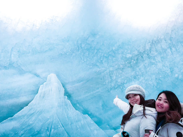 【スイス】ツェルマットの幻想的な氷河の洞窟❄️