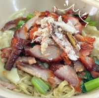 •  บะหมี่กวางตุ้งหงส์ทอง หาดใหญ่ 🍜✨