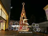 Icon siam ยามค่ำคืน