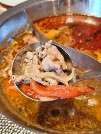 🍲台灣人氣爆紅排隊火鍋～肉多多
