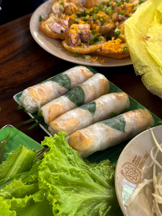 붕따우 로컬 맛집 <꼬바 레스토랑>