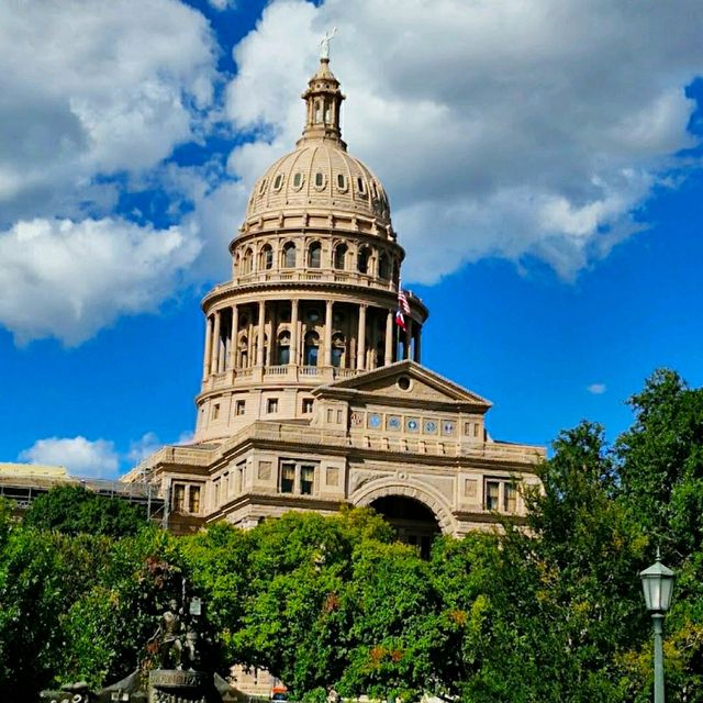 VISITING THE TEXAS STATE CAPITOL.