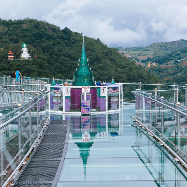 สกายวอล์ควัดพระธาตุดอยเวา