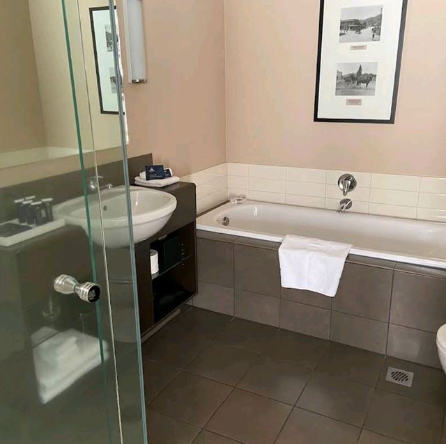 Bolton Hotel