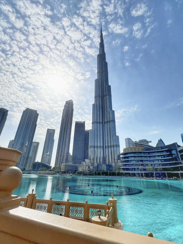 Stunning Views of Burj Khalifa🇦🇪