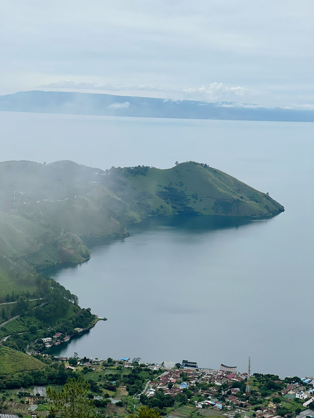 Breathtaking view in Lake TOBA 