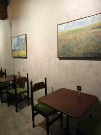 A Cafe That Feels Like Home