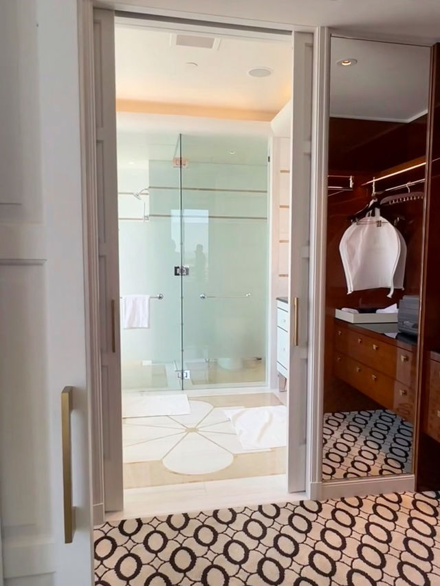 Hollywood Glamour & Timeless Luxury: My Stay at Waldorf Astoria Beverly Hills!