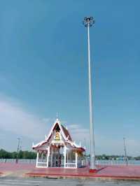 ไหว้พระวัดกลางเก่า จังหวัดสุราษฎร์ธานี