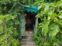 เรือมอญ ริมสวน