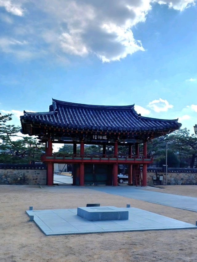수로왕의 위엄이 깃든 곳, 수로왕릉 👑