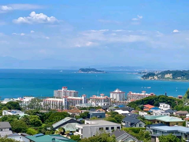 "Hiroyama: A Hidden Gem with Breathtaking Views"