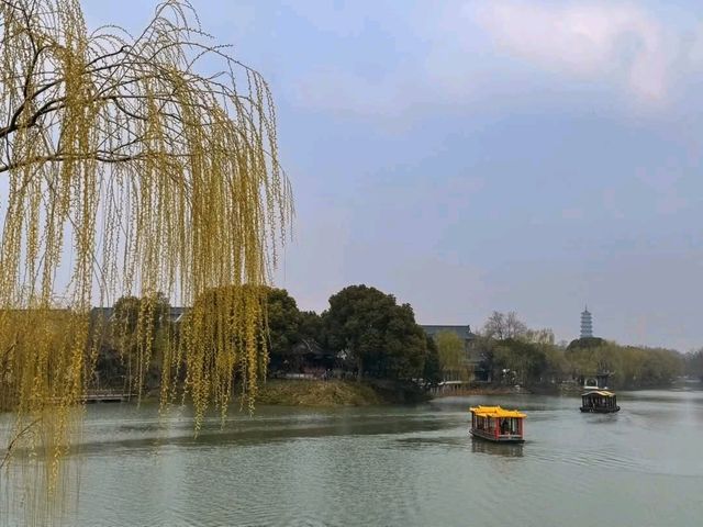 煙花三月下揚州，江南必遊瘦西湖 Slender West Lake
