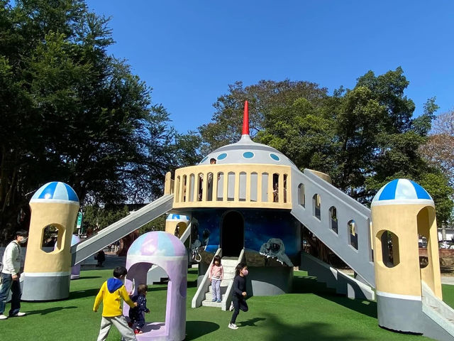 嘉義公園 遛小孩必訪‼️三大特色遊戲場一次滿足 太空城堡、樹屋尋寶好玩又好拍