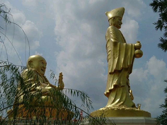 อุทยานธรรมพระศรีอริยเมตไตรยโพธิสัตว์