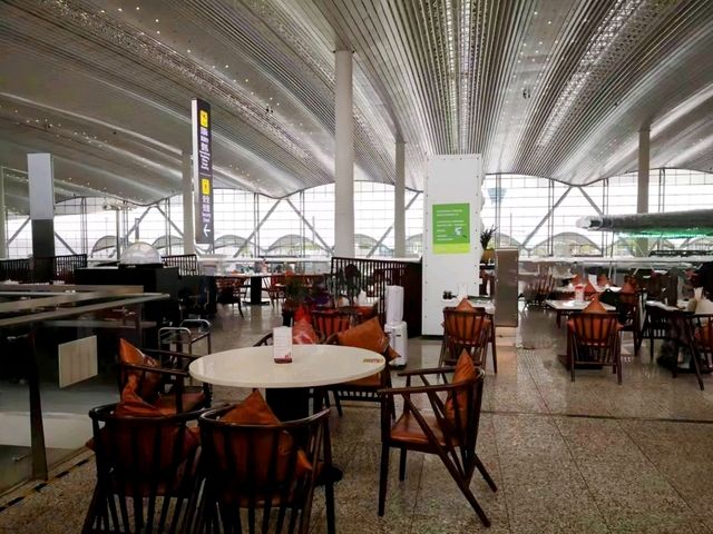 廣州酒家，白雲機場航廈內的粵式早茶餐廳