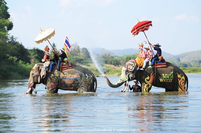 แห่ช้างบวชนาคไทยพวนบ้านหาดเสี้ยว