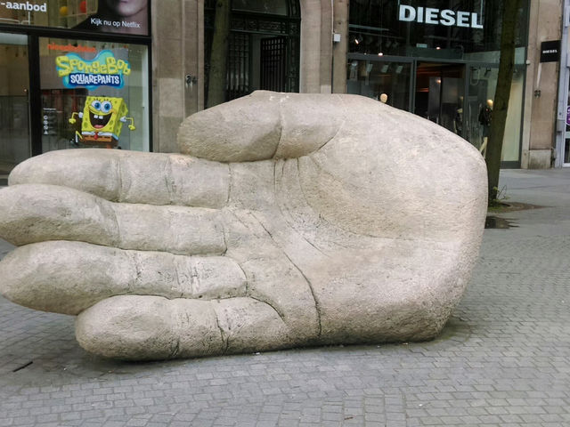 Antwerp เมืองท่าสำคัญของเบลเยี่ยม