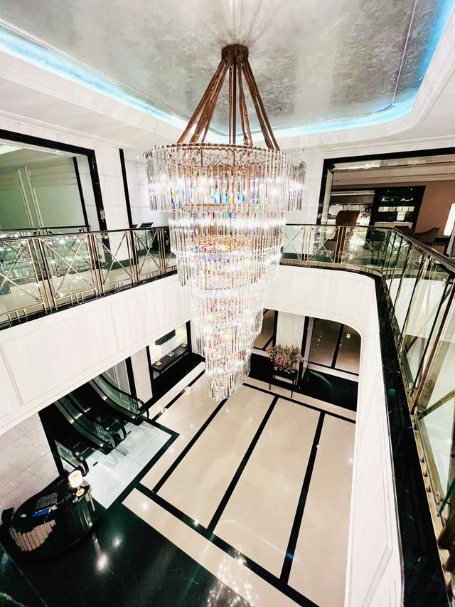 “Elegance Meets Eco – Afternoon Tea at The Lobby Lounge”
