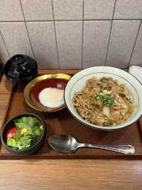 銅鑼灣的抵食美味午餐：究極堂的驚喜