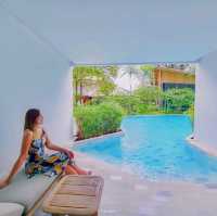 ที่พัก และคาเฟ่ ริมทะเลขนอม