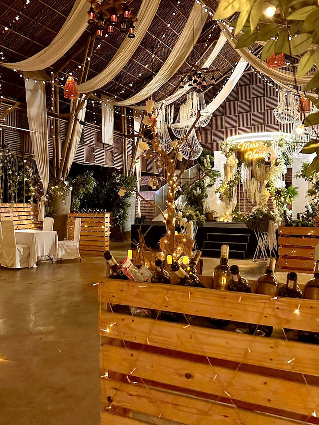 Mars Venus Restaurant 