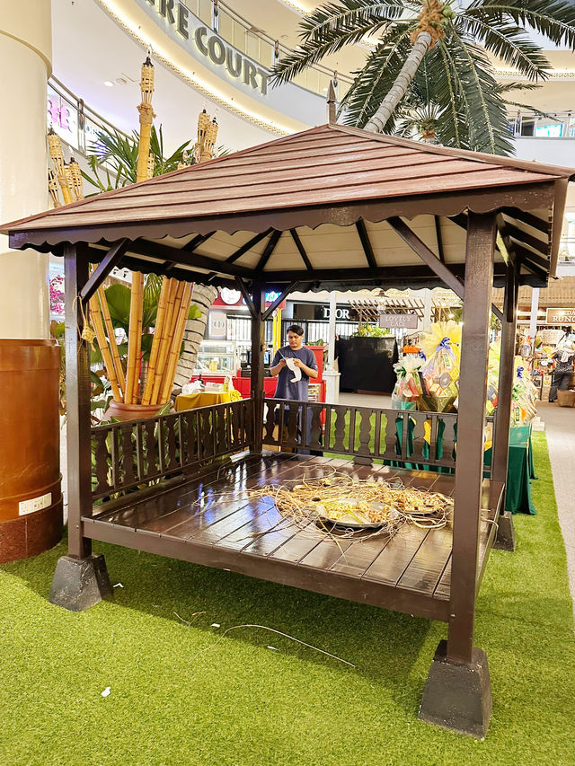 Raya Radiance with a Green Heart at Mid Valley Megamall