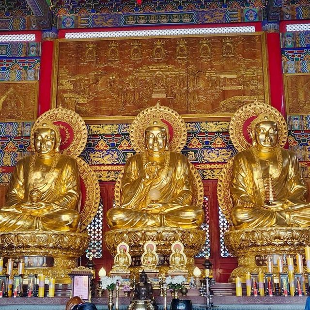 วิหารพระอวโลกิเตศวร พระกวนอิมโพธิสัตว์