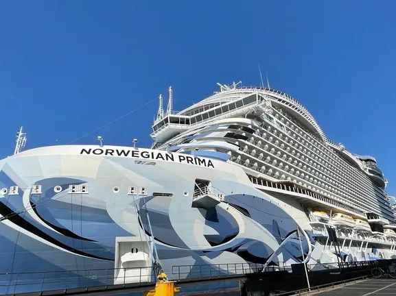 Norwegian Prima: The Ship That’s Basically a Luxury Yacht (But With Go-Karts) 🛥️🏎️✨