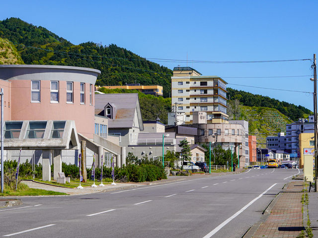素朴で静かな時間が流れる…礼文島の街並み🏘