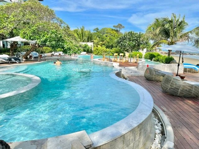 รีวิว  Mercure Rayong Lomtalay Villas & Resort