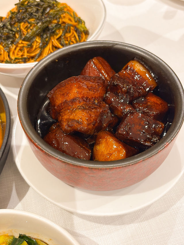 현지인들도 웨이팅하는 홍소육맛집🐽, 라오지스🫶