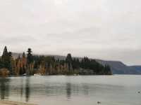 Admire the beauty of the majestic Lake Wakatipu New Zealand