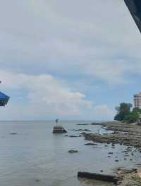Tiny Island Cafe @ Bangsan