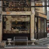 BEANS coffee roaster • Songwat, BKK 🕍☕️🍂🤎🛵 