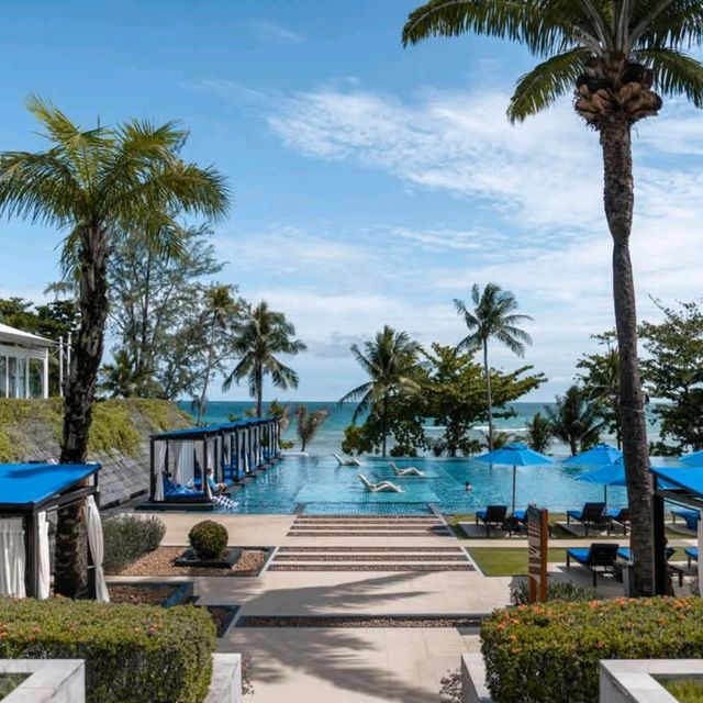 Hyatt Regency Phuket โรงแรมหรูที่ตั้งอยู่บนเนินเขา