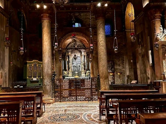 A Golden Treasure in the Heart of Venice – St. Mark’s Basilica