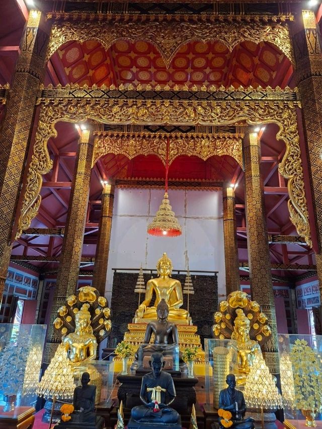 ถ่ายแบบวัดใหญ่สุวรรณารามมาไว้เมืองโบราณ✨️