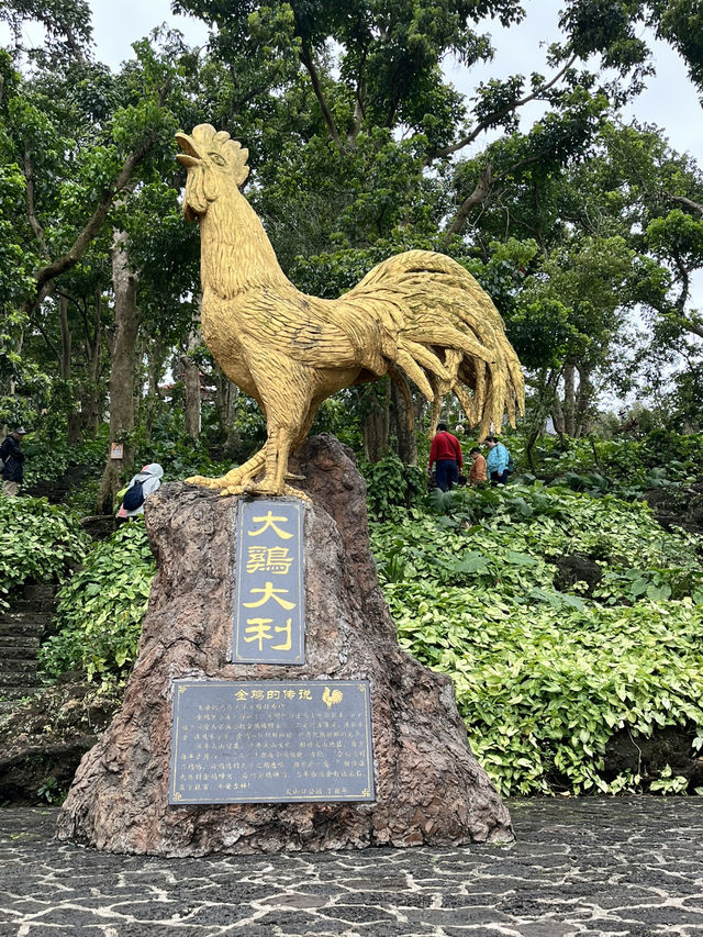 Discovering Hainan’s Ancient Volcanoes at Leiqiong Geopark 🌋