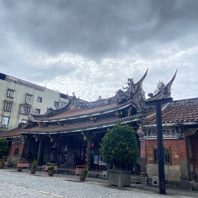 Dalongdong Baoan Temple 