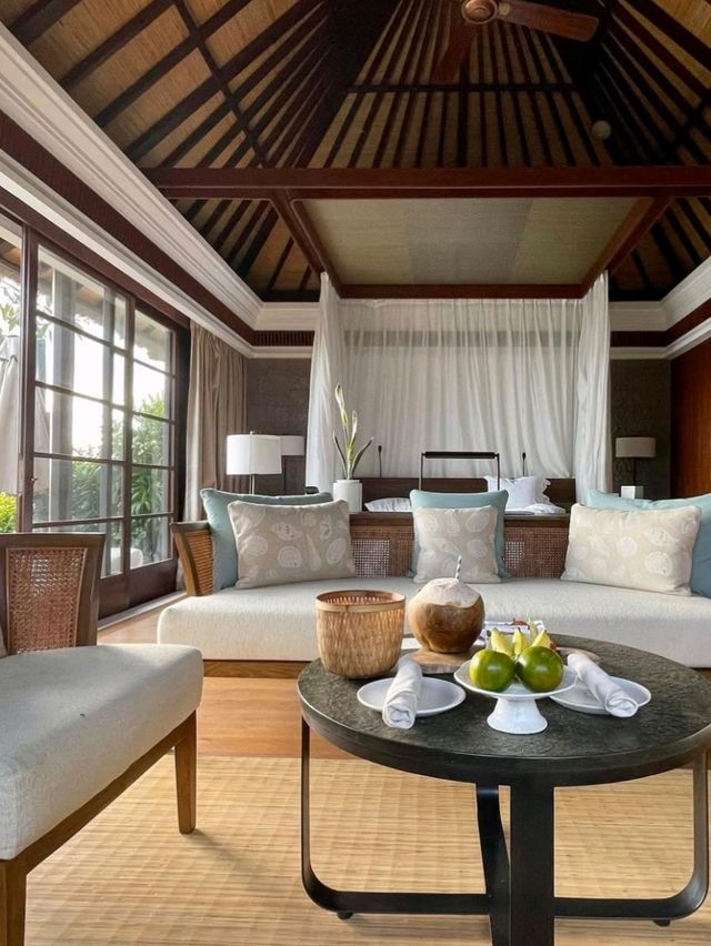 🍛 Jungle Bites & River Delights – Dining at Four Seasons Sayan