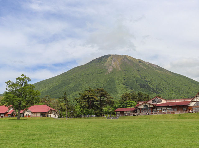 【鳥取県】 名峰「大山」の麓に広がる大自然豊かな牧場『大山まきばみるくの里』🐄