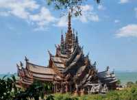 Pattaya's Soulful Spectacle: The Unmissable Sanctuary of Truth!