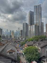 Stepping Into the Soul of Old Chongqing: 十八梯
