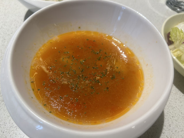 文化氣質拉滿的質感餐廳 文化氣質拉滿的質感餐廳