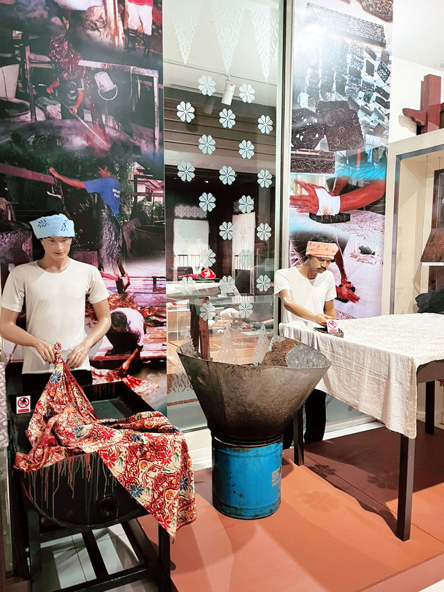 Discover Malaysia’s Rich Fabric Heritage at the National Textile Museum KL 