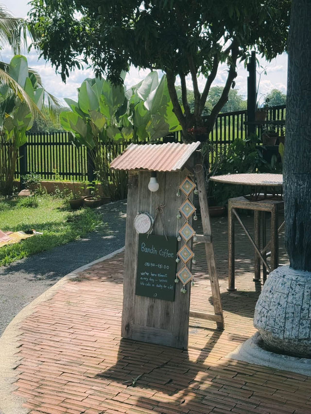 กาแฟบ้านดิน Bandin Coffee