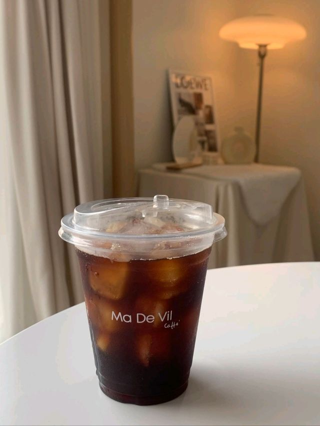 Ma De Vil Caffe' คาเฟ่ปากเกร็ด นนทบุรี