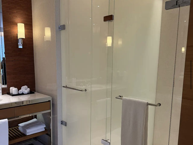誠品行旅 (Eslite Hotel)
